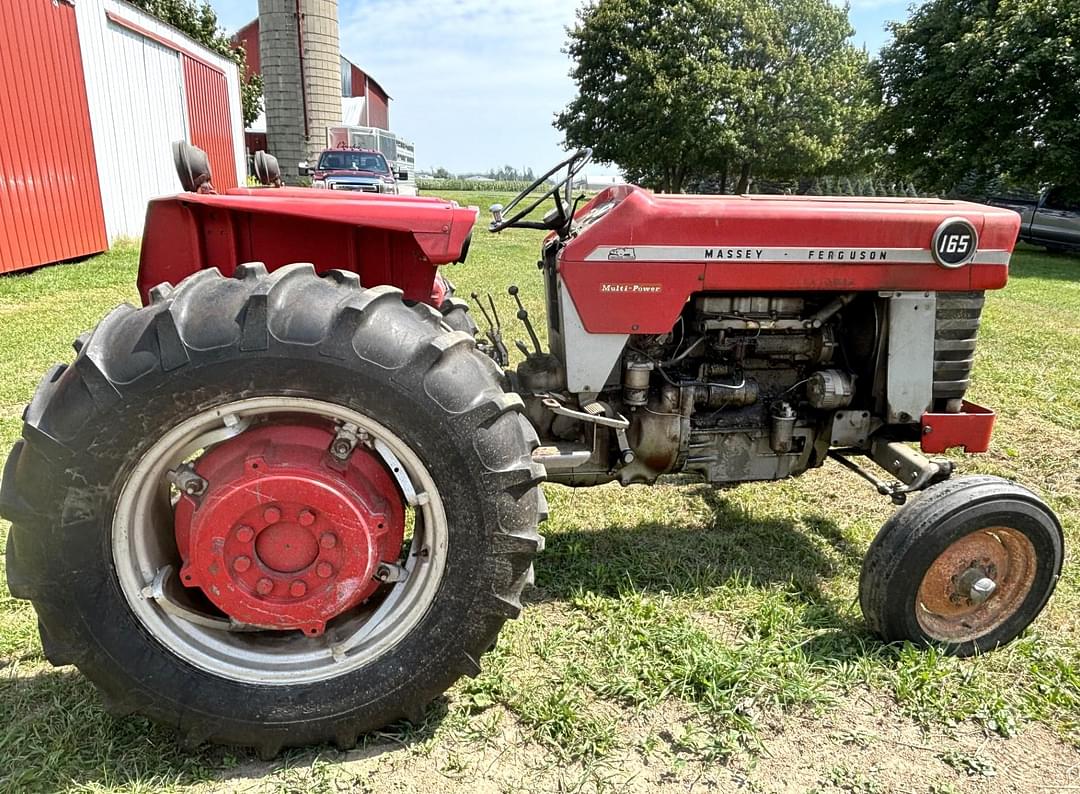 Image of Massey Ferguson 165 Image 0