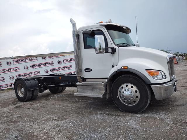 Image of Kenworth T380 equipment image 3