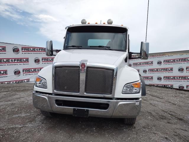 Image of Kenworth T380 equipment image 1