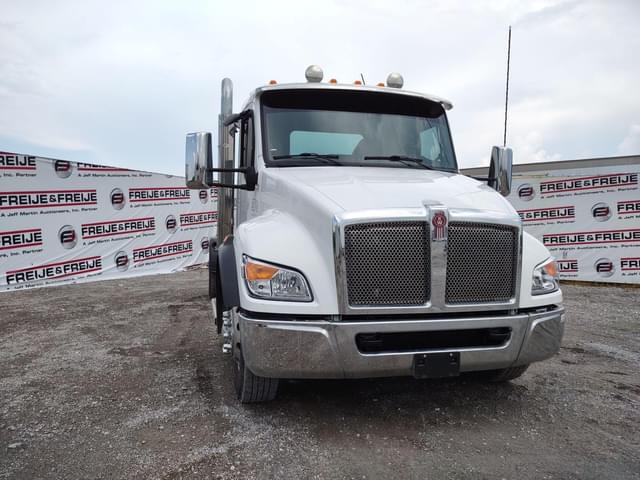 Image of Kenworth T380 equipment image 2
