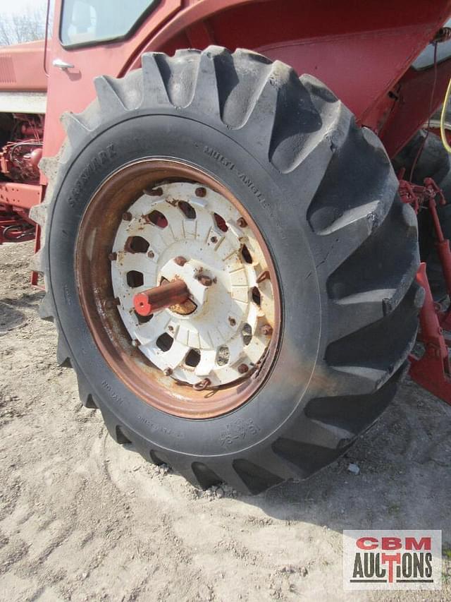 Thumbnail image International Harvester 966 22