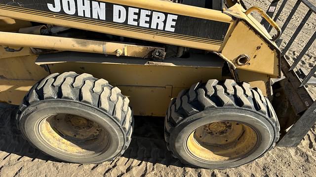 Image of John Deere 5575 equipment image 3