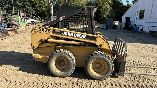 Image of John Deere 5575 equipment image 2