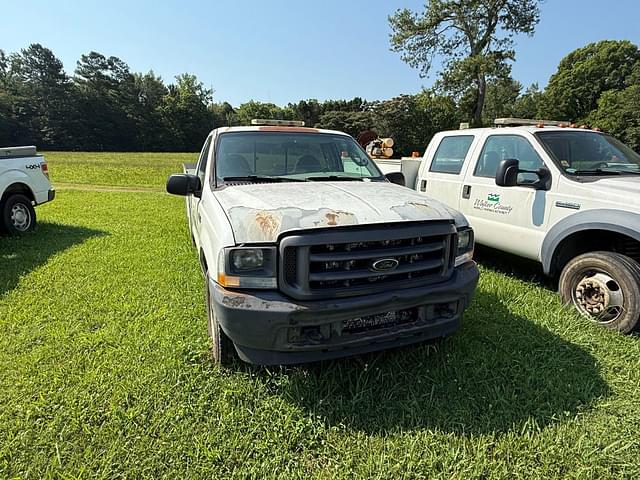 Image of Ford F-250 equipment image 1