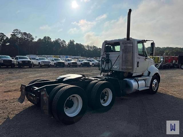 Image of International ProStar equipment image 3