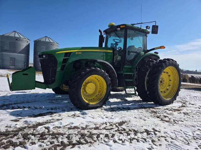 Image of John Deere 8130 equipment image 1