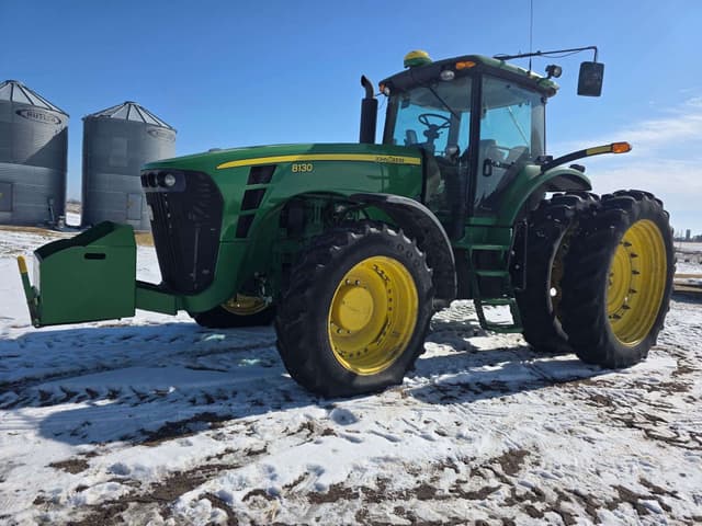 Image of John Deere 8130 equipment image 2