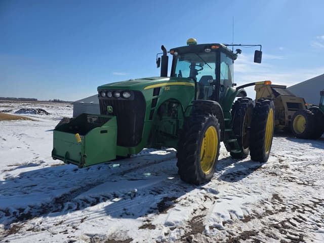 Image of John Deere 8130 equipment image 3