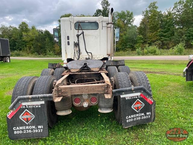Image of Freightliner ST120 equipment image 4