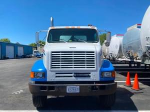 1993 International 8100 Image