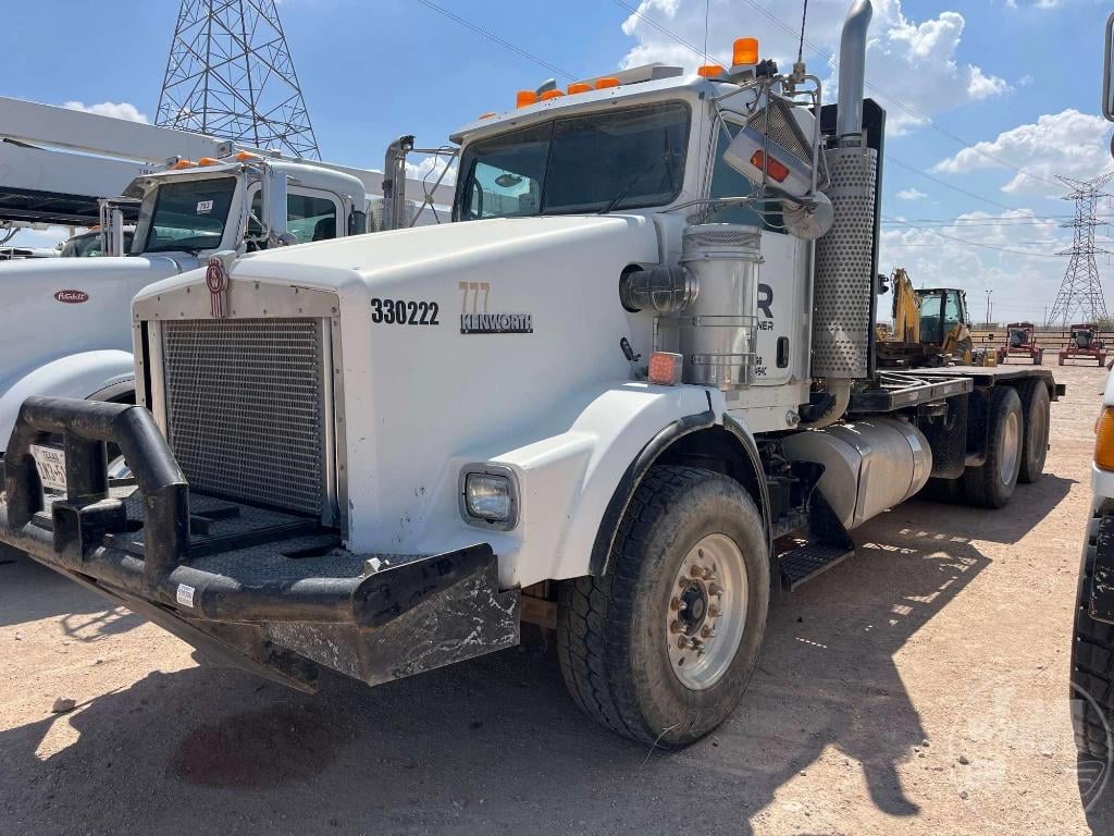 2007 Kenworth T8 Equipment Image0