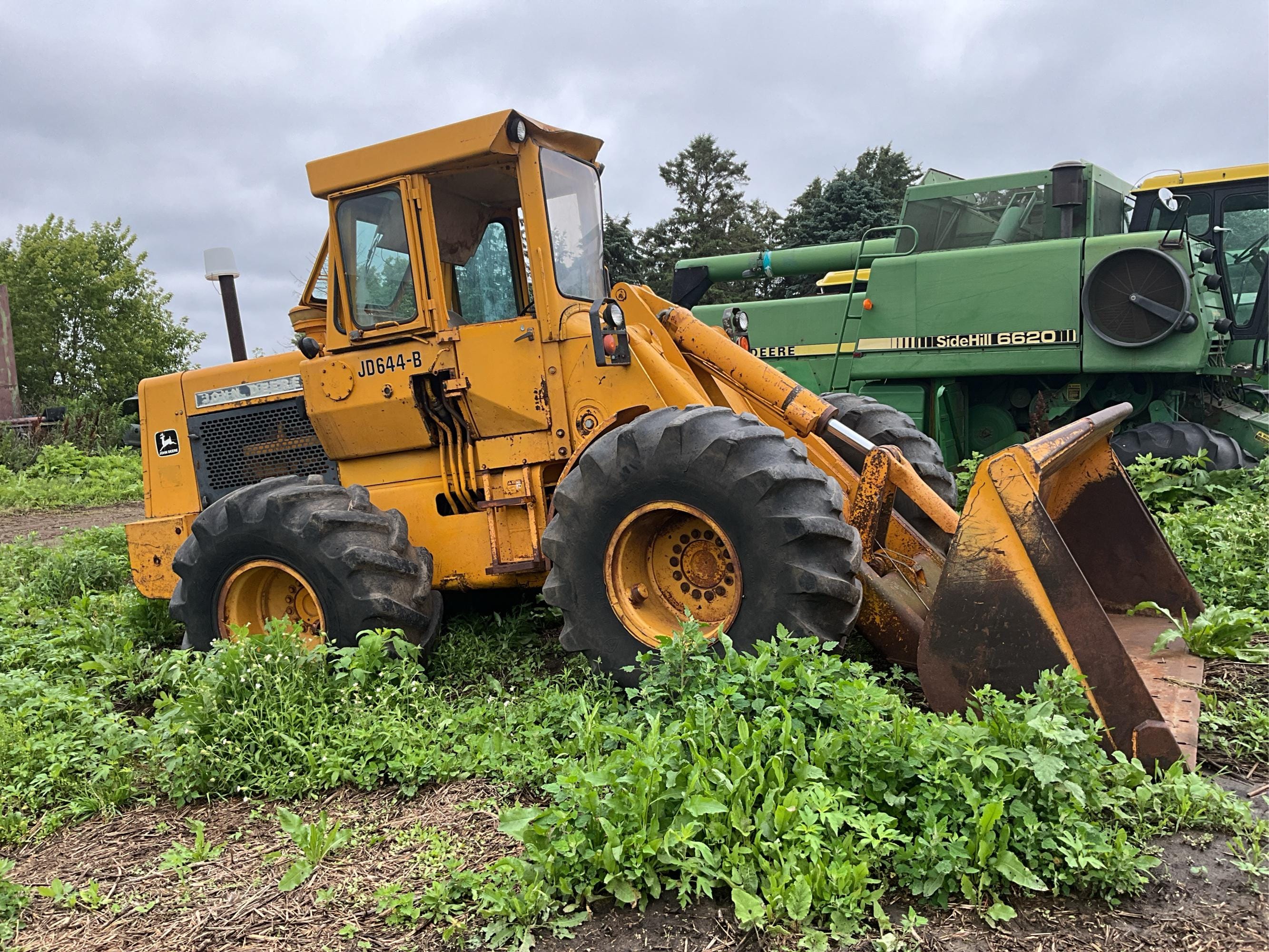 Main image John Deere JD646-B