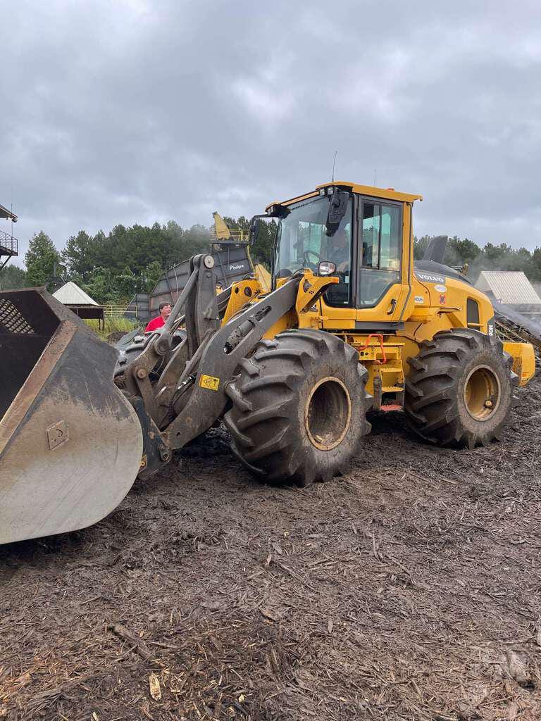 Main image Volvo L90H