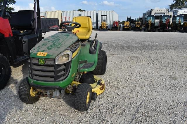 Image of John Deere D130 equipment image 1