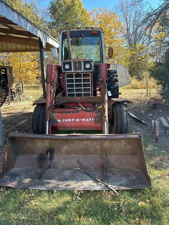 Image of International Harvester 1586 equipment image 1