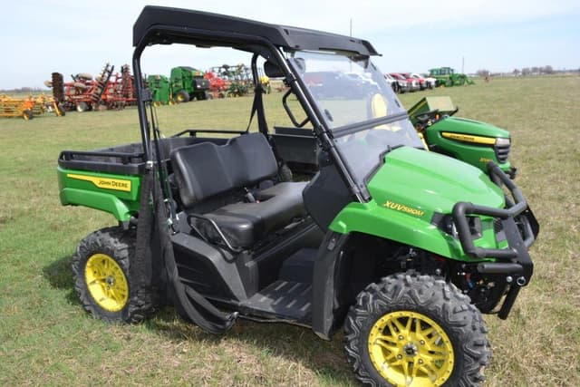 Image of John Deere XUV 590M equipment image 2