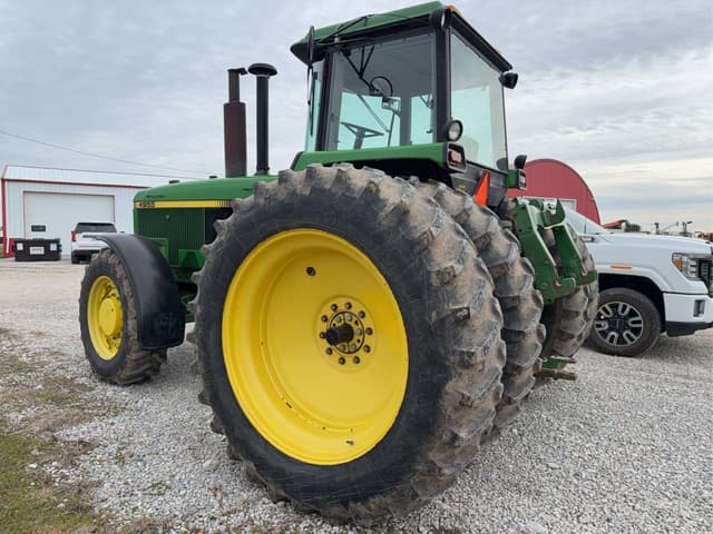 Image of John Deere 4955 equipment image 4