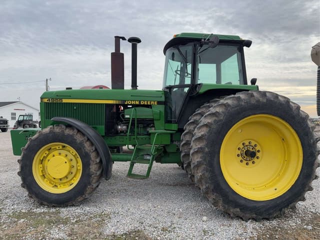Image of John Deere 4955 equipment image 2
