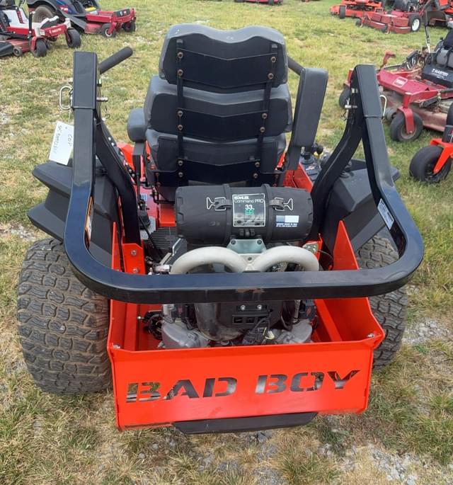 Image of Bad Boy Rogue equipment image 3