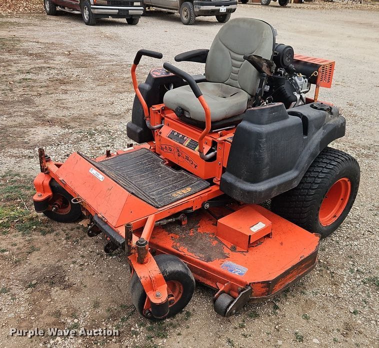 Bad Boy 7200 Equipment Image0