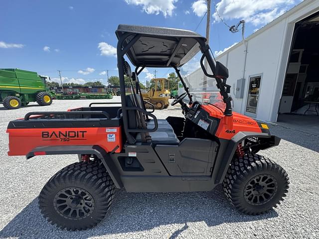 Image of Bad Boy Bandit 750 equipment image 3
