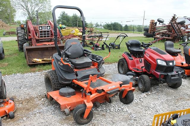 Image of Bad Boy Maverick equipment image 1