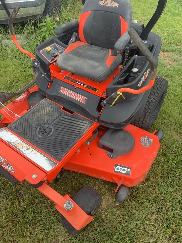 Image of Bad Boy Maverick equipment image 1
