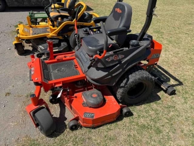 Image of Bad Boy Maverick equipment image 2