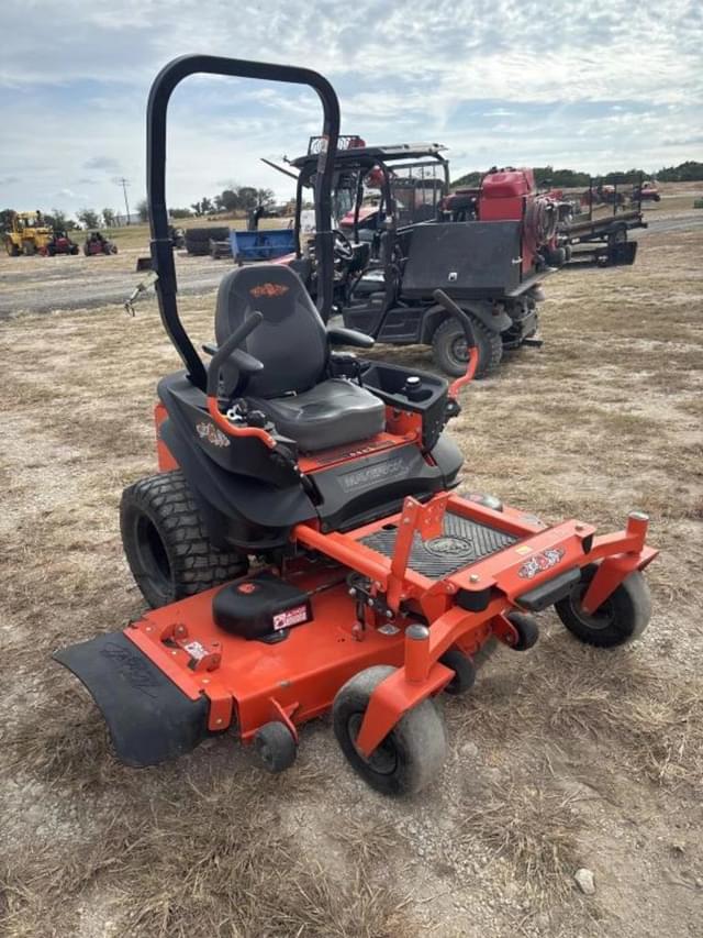 Image of Bad Boy Maverick equipment image 3