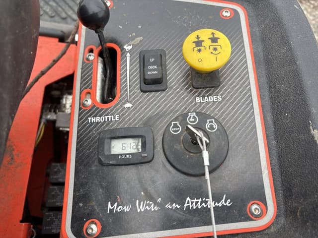 Image of Bad Boy Maverick equipment image 4