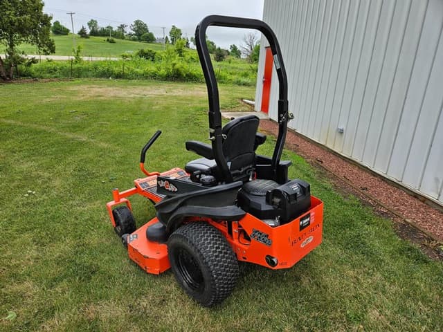 Image of Bad Boy Maverick equipment image 2