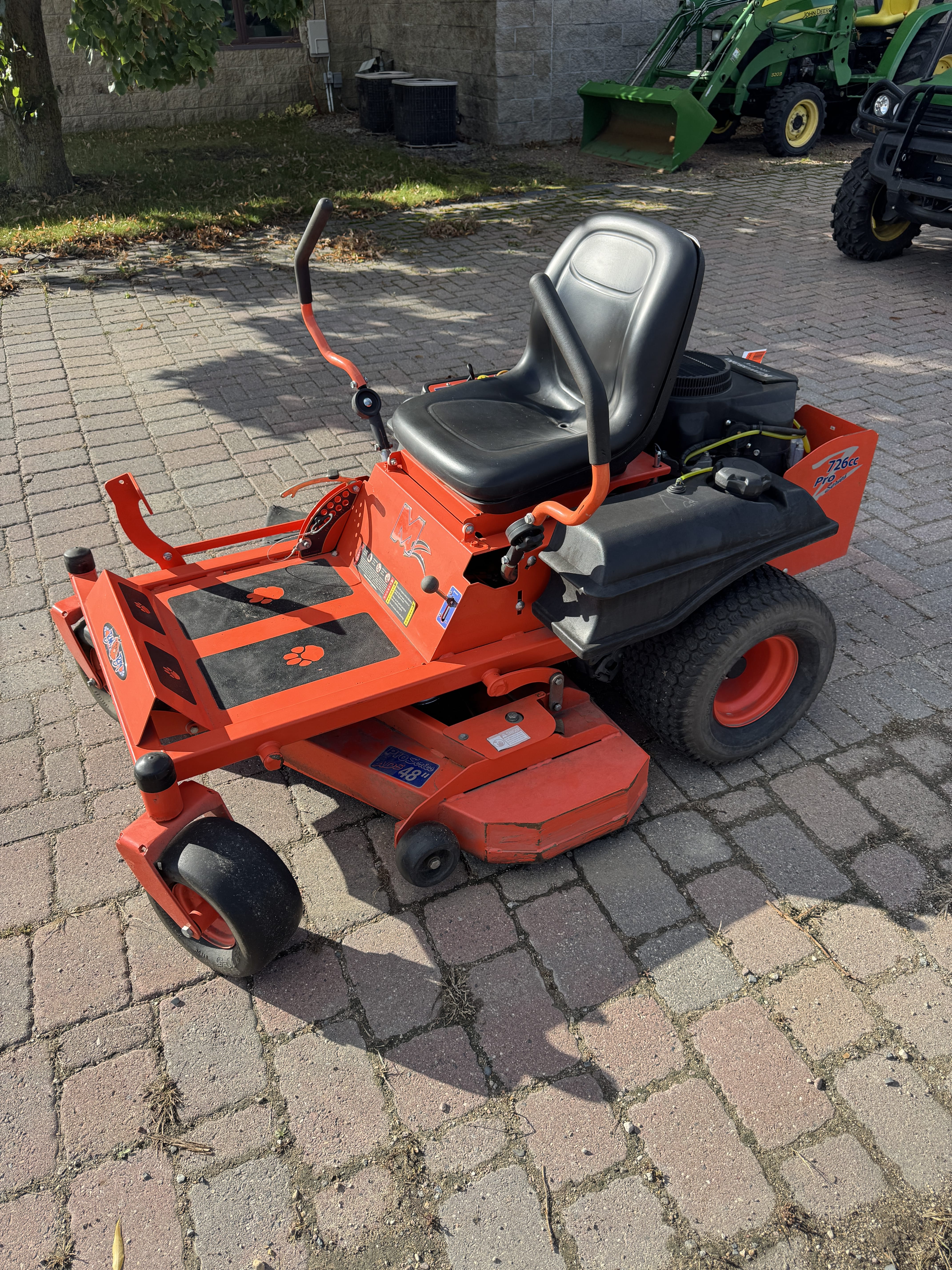 Bad Boy MZ Magnum Equipment Image0