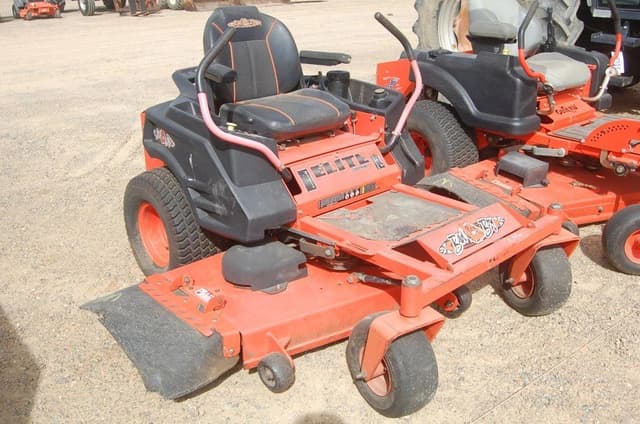 Image of Bad Boy Outlaw equipment image 1