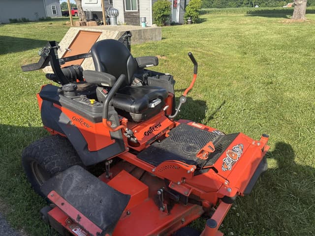 Image of Bad Boy 7200 equipment image 1