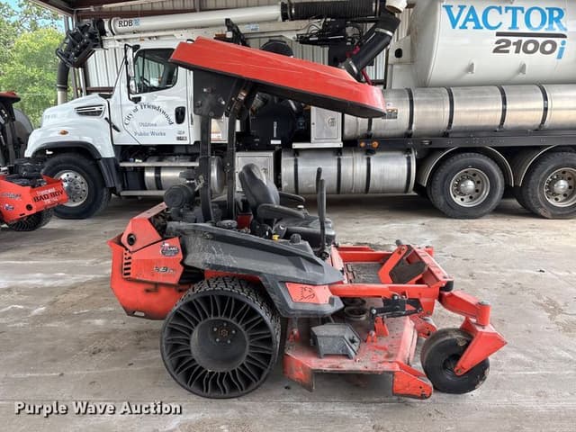 Image of Bad Boy Renegade equipment image 3