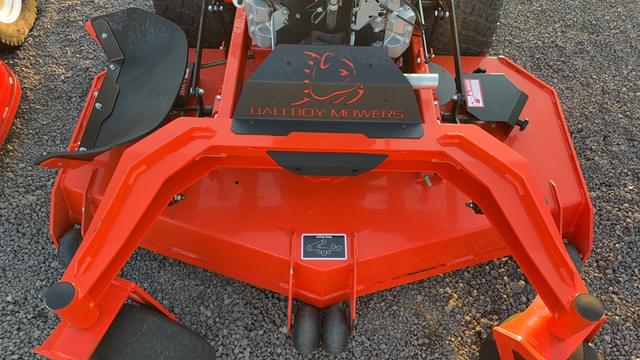 Image of Bad Boy Revolt equipment image 4