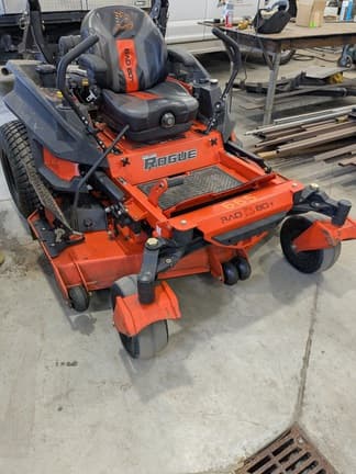 Image of Bad Boy Rogue equipment image 4