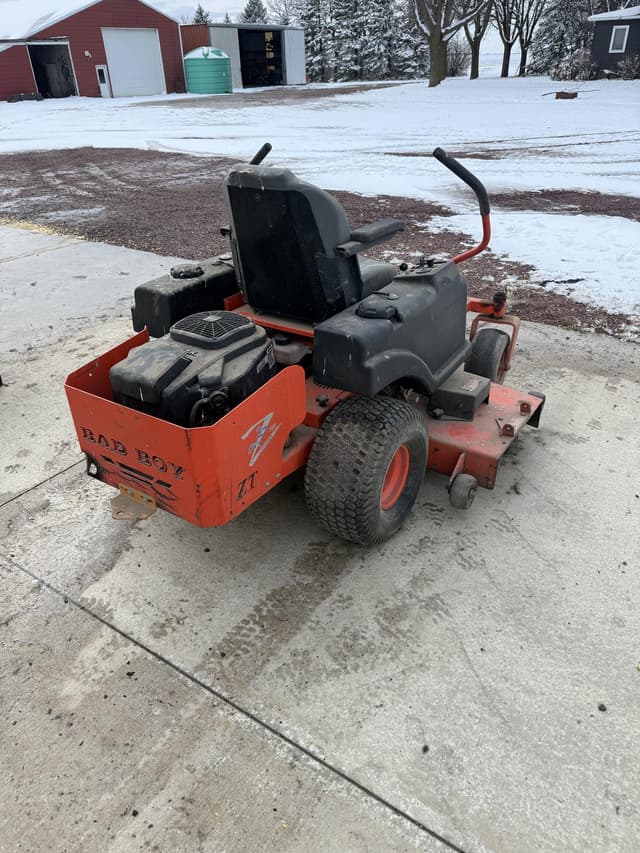 Image of Bad Boy ZT equipment image 4