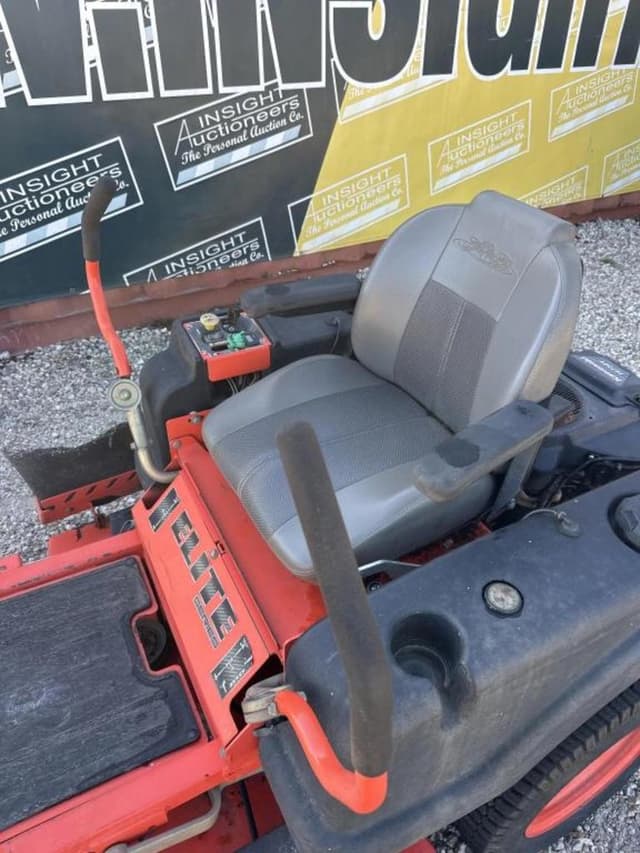 Image of Bad Boy ZT Elite equipment image 4