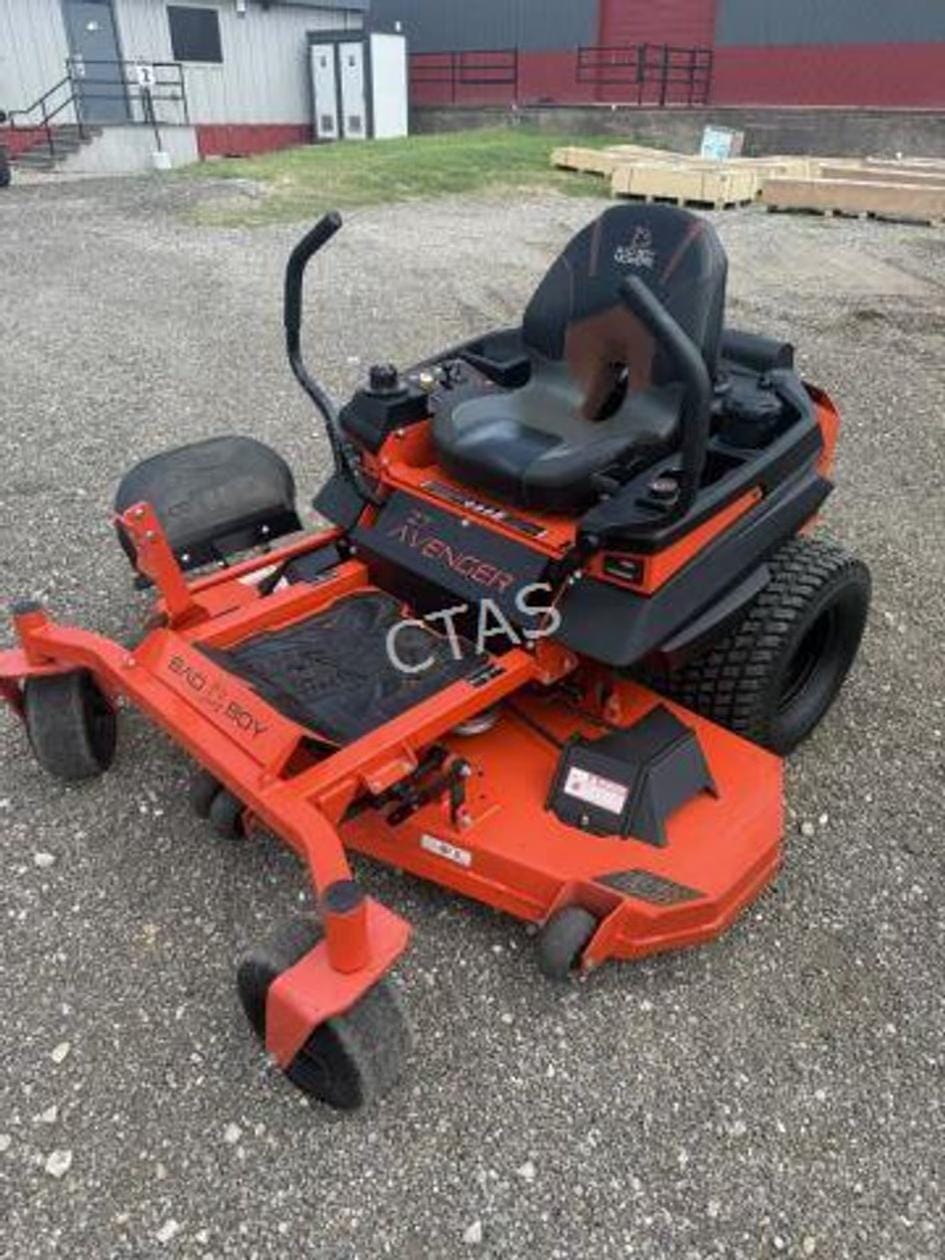 Bad Boy ZT Avenger Equipment Image0