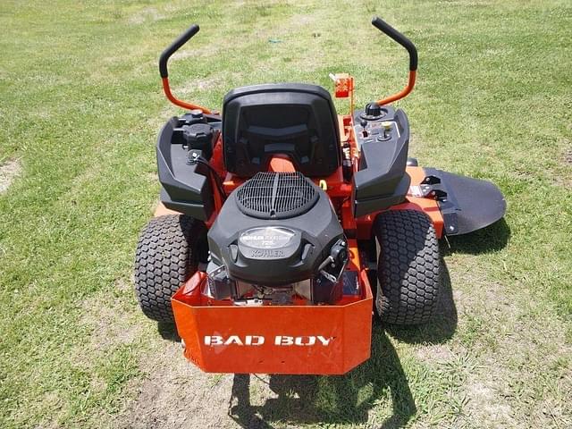 Image of Bad Boy Magnum E-series equipment image 4