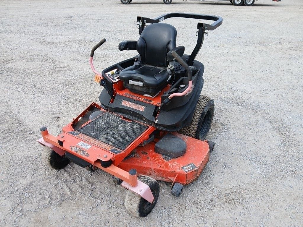 Bad Boy Maverick Equipment Image0