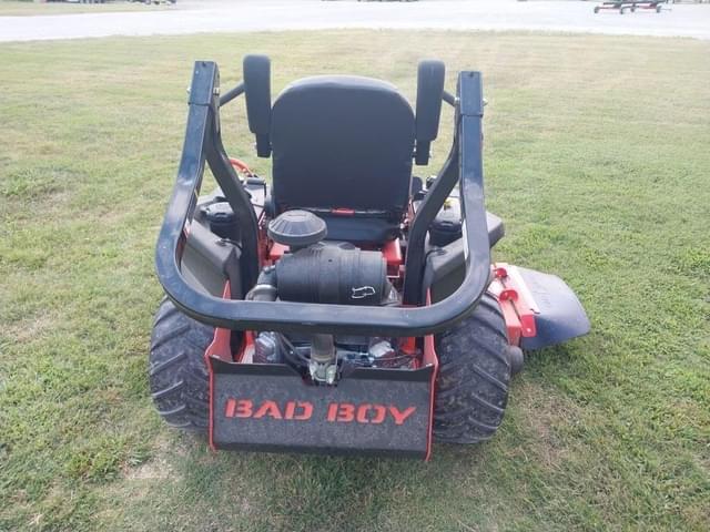 Image of Bad Boy Maverick equipment image 3