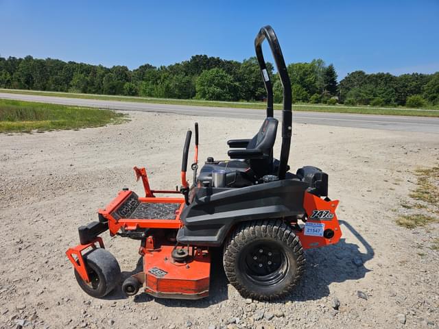 Image of Bad Boy Maverick equipment image 4