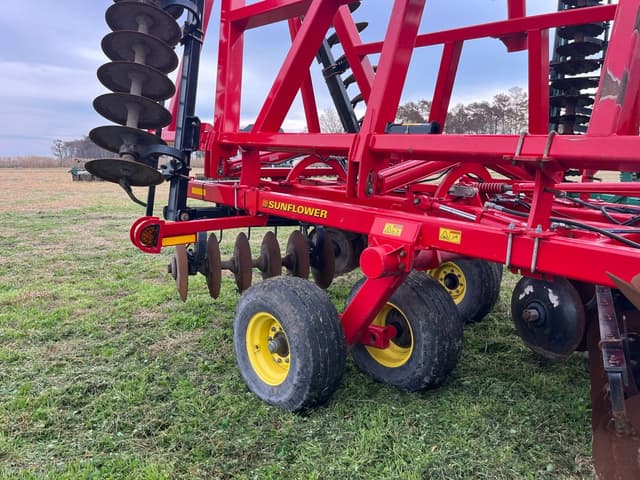 Image of Sunflower 1436 equipment image 4