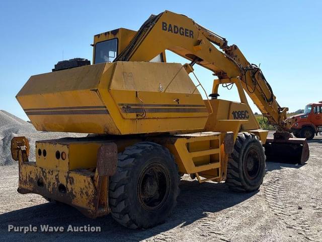 Image of Badger 1085C equipment image 4