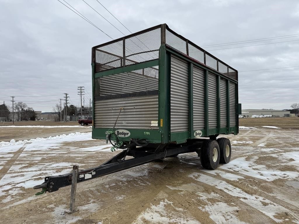 Badger 1200 Equipment Image0