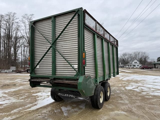 Image of Badger 1200 equipment image 4