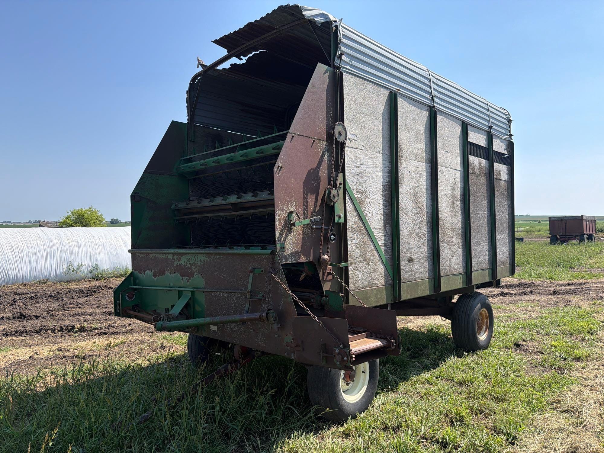Badger 1416 Equipment Image0