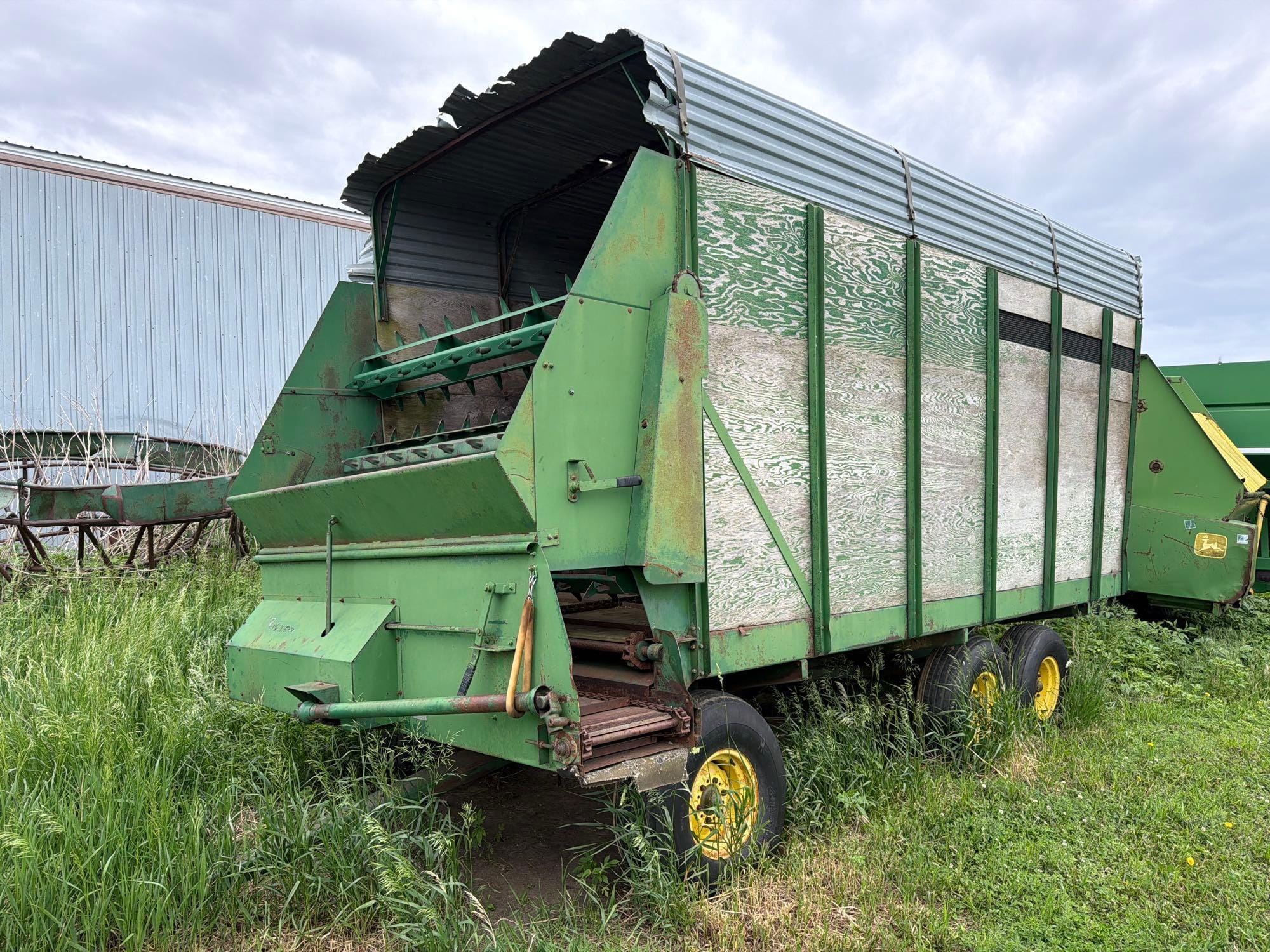 Badger 1416 Equipment Image0